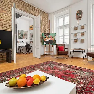 Apartment Bonbon Style, Budapest